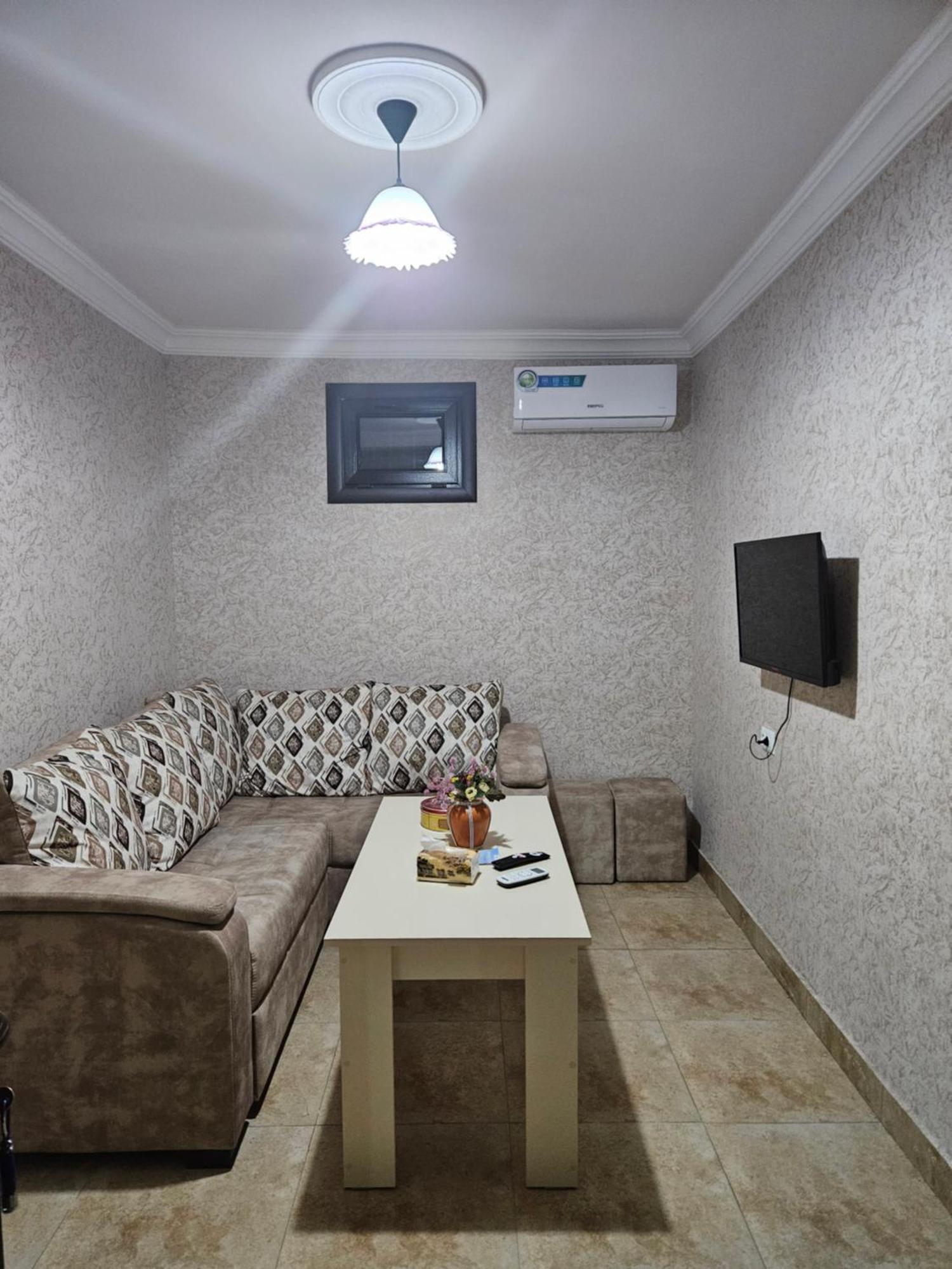 Galstyans Hotels Zvartnots Airport P'arak'ar Exterior foto