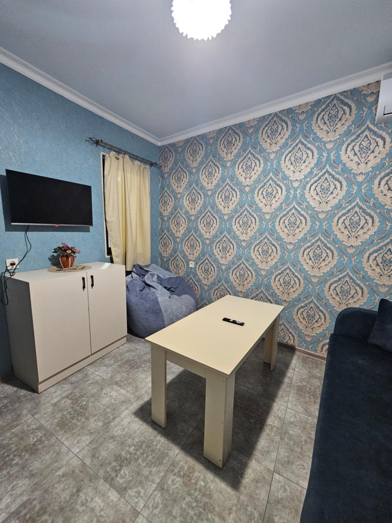 Galstyans Hotels Zvartnots Airport P'arak'ar Exterior foto